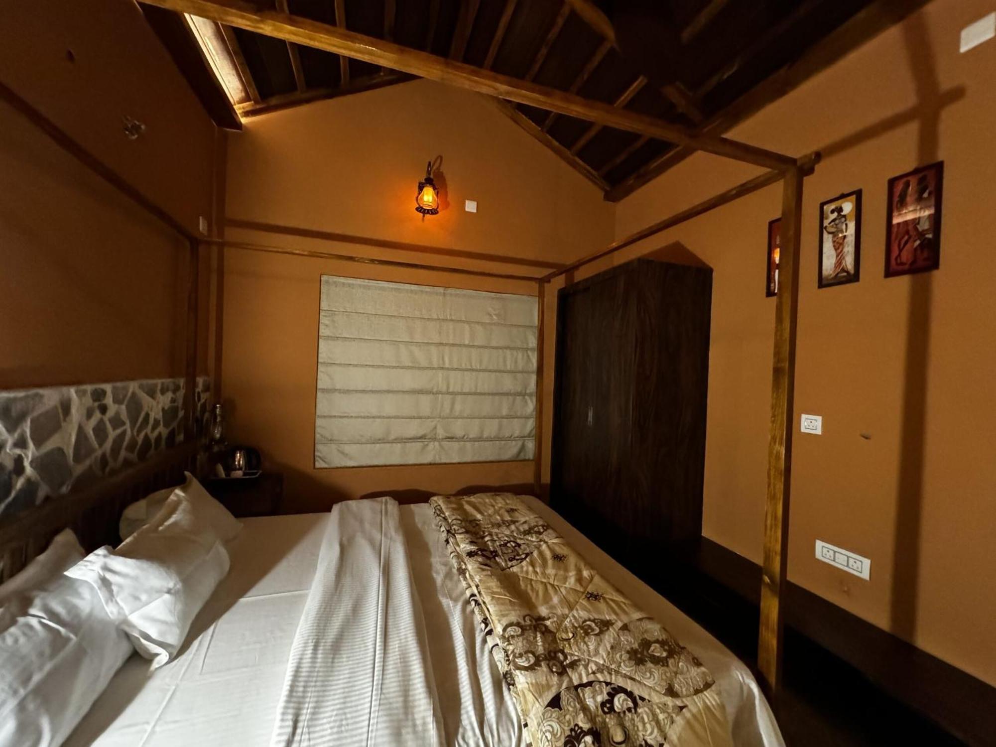 Chaitali The Villa Шантиникетан Экстерьер фото